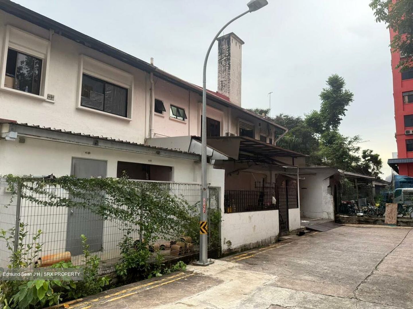 Sims Avenue (D14), Shop House #504170661